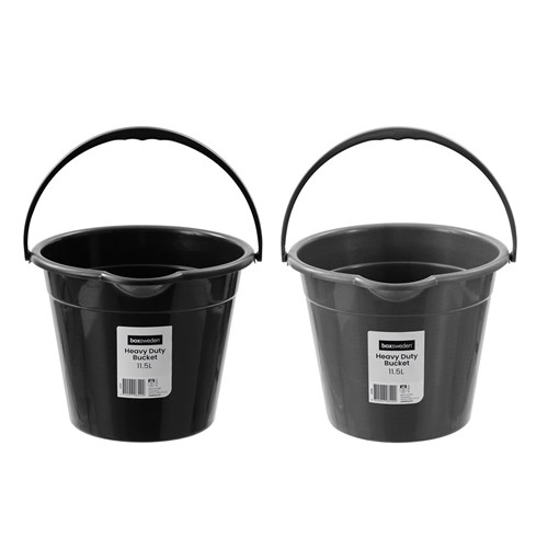 HEAVY DUTY BUCKET WITH SPOUT