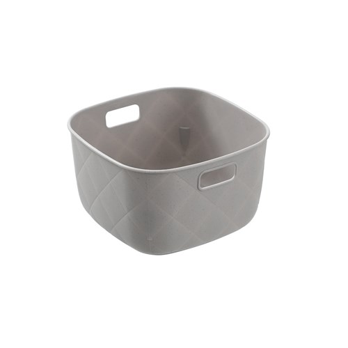 DIAMOND QUILT BASKET